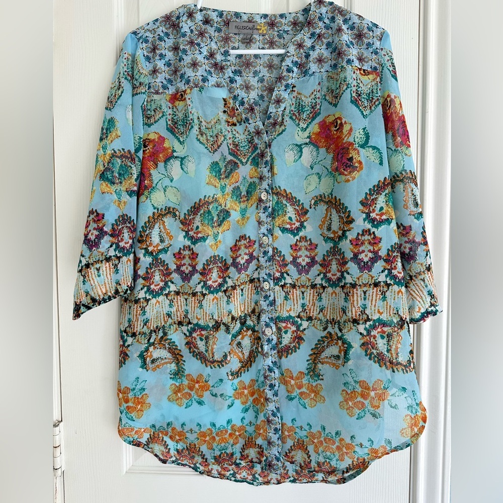 Figueroa and Flower Top Womens Large BOHO Blouse Roll Tab Blue Floral